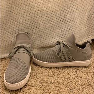 Steve Madden Lancer Sneakers